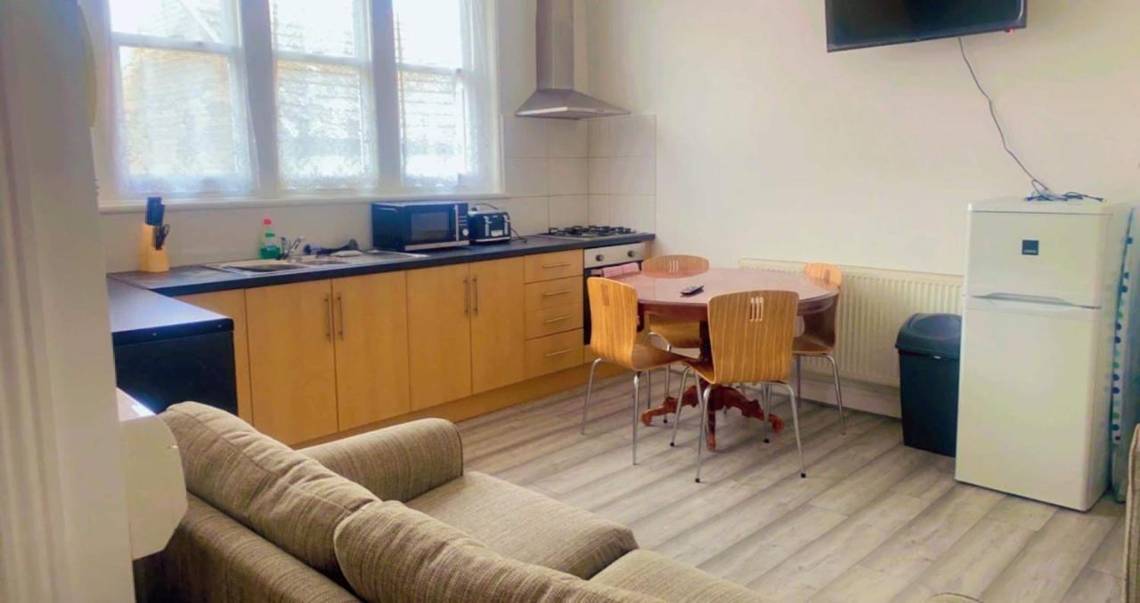 גרייט יארמאות Entire Two Double Bedrooms Flat N4 מראה חיצוני תמונה